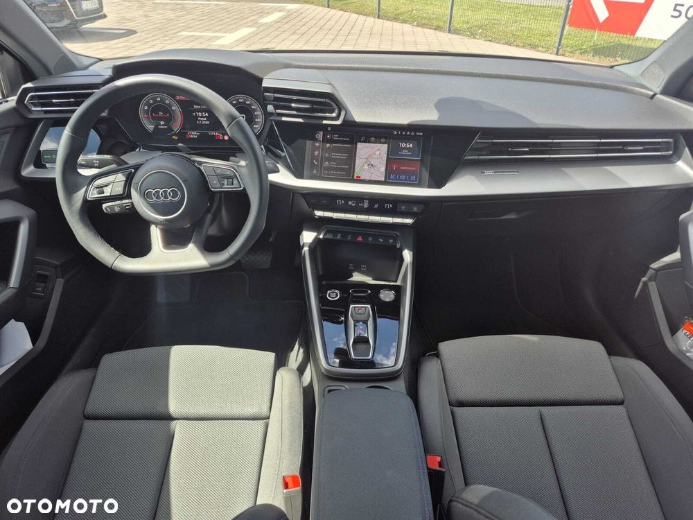 Audi A3 Limousine 35 TFSI mHEV Advanced S tronic - 17