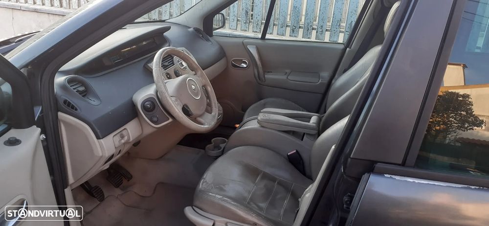 Renault Grand Scénic 1.5 dCi S 7L. - 3