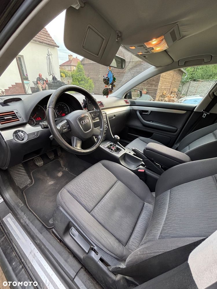 Audi A4 Limousine 2.0 TDI - 9
