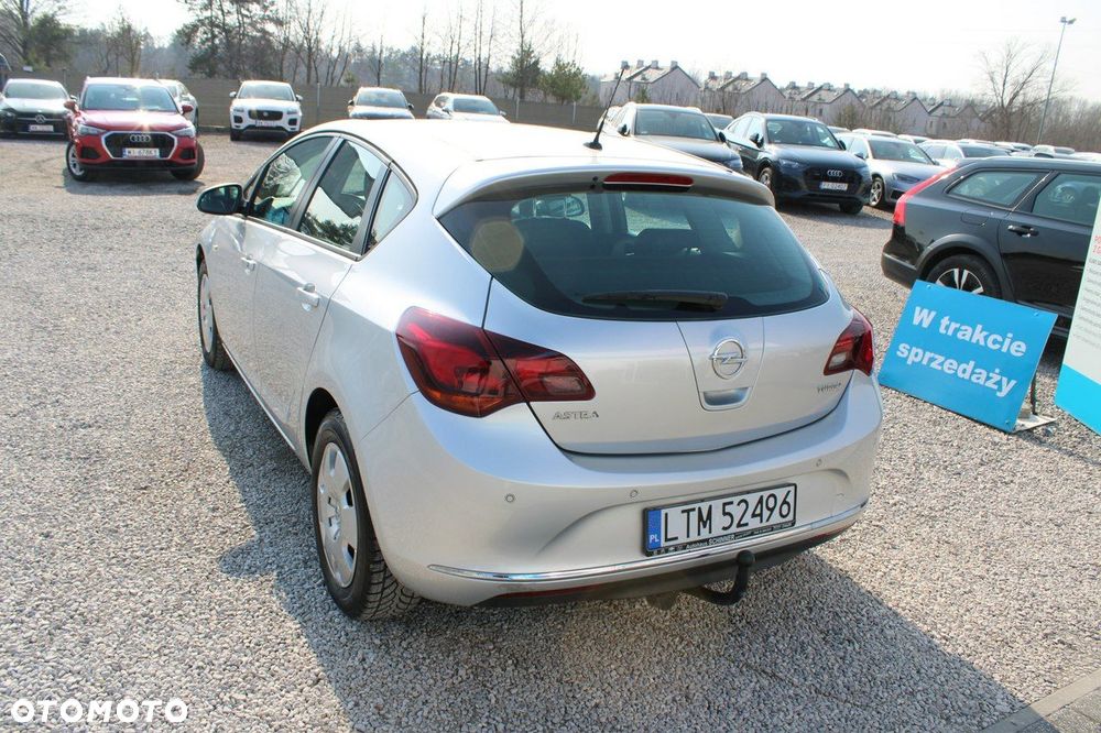 Opel Astra - 8