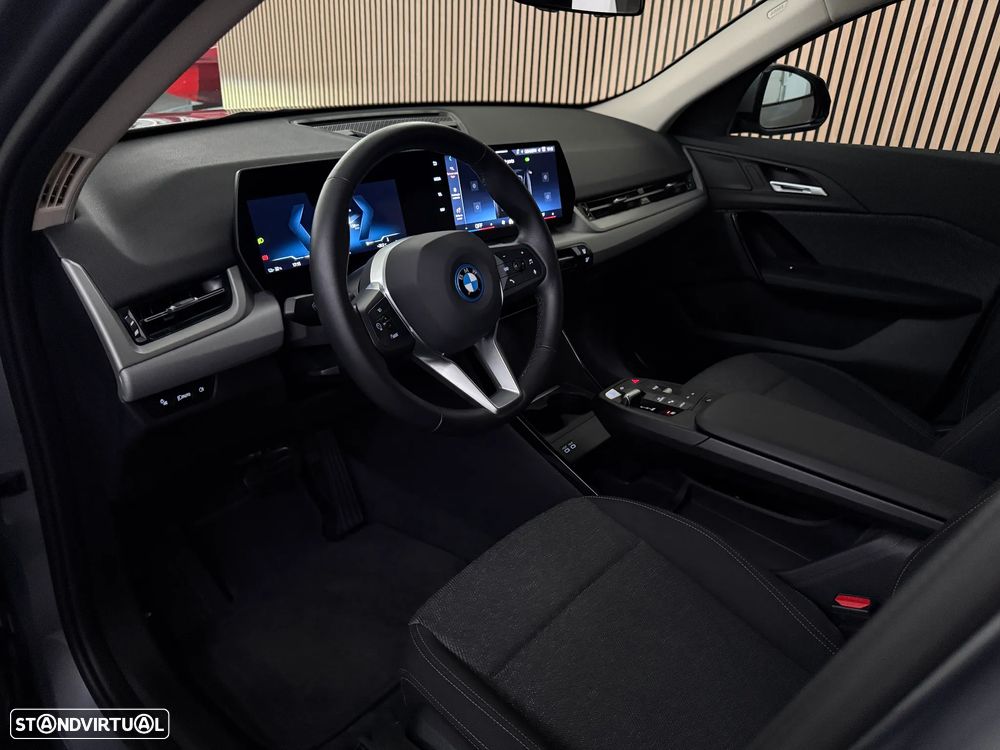 BMW iX2 xDrive30 - 23