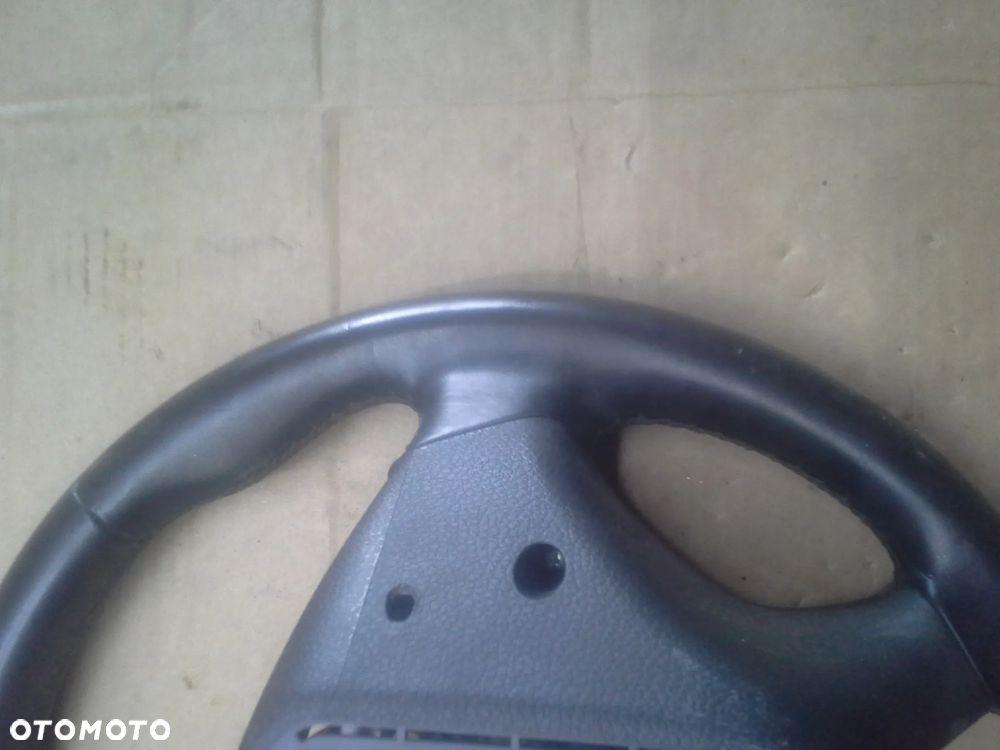 Hyundai Elantra GT wersja USA kierownica z multifunkcją - 18