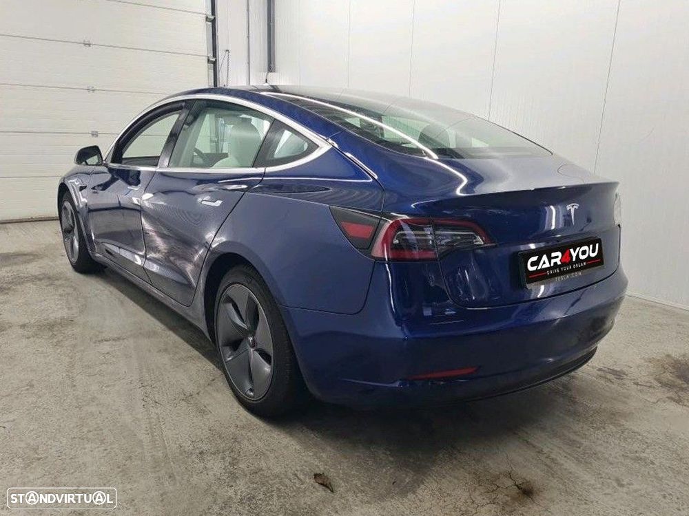 Tesla Model 3 - 2