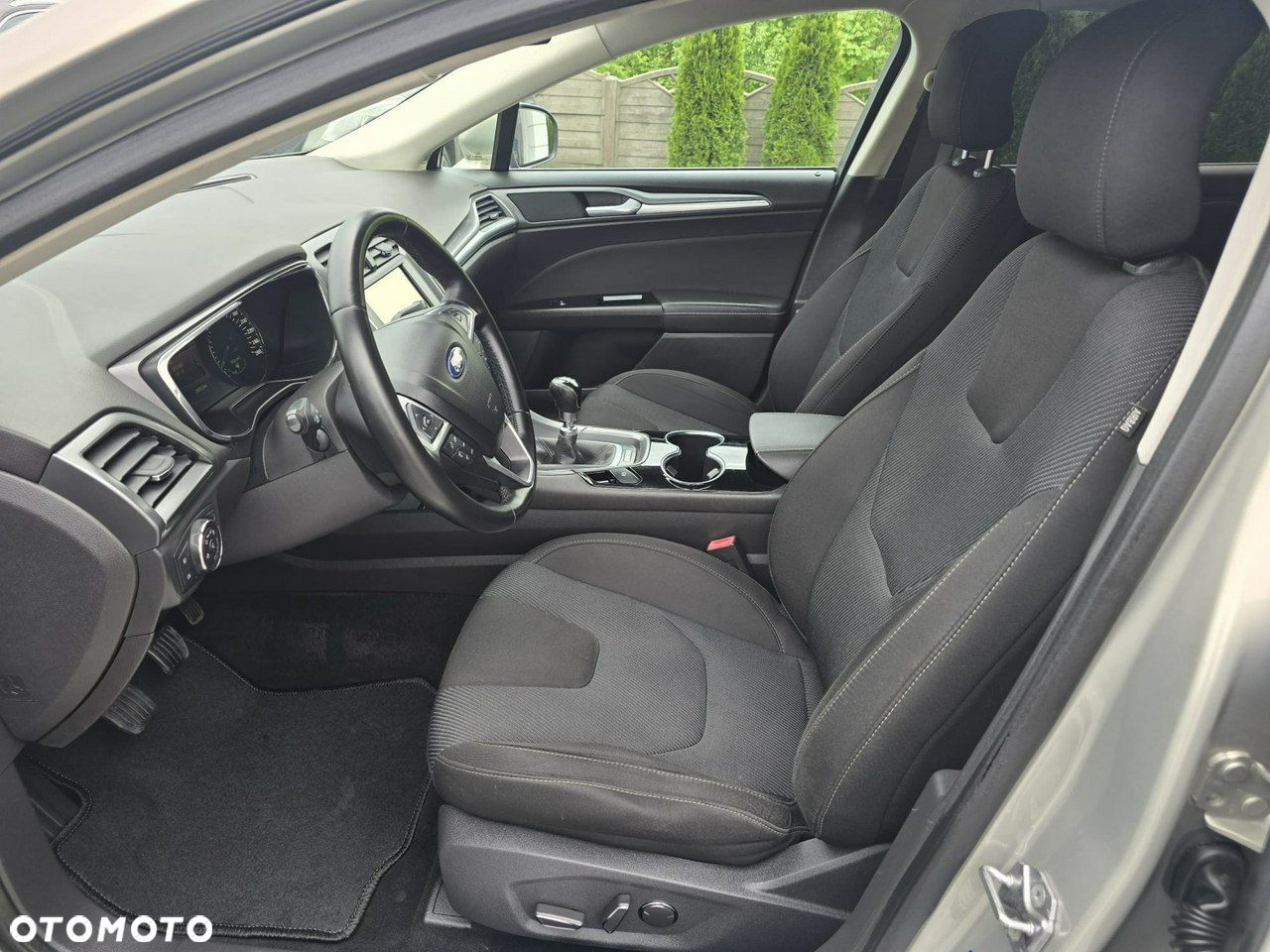 Ford Mondeo - 12
