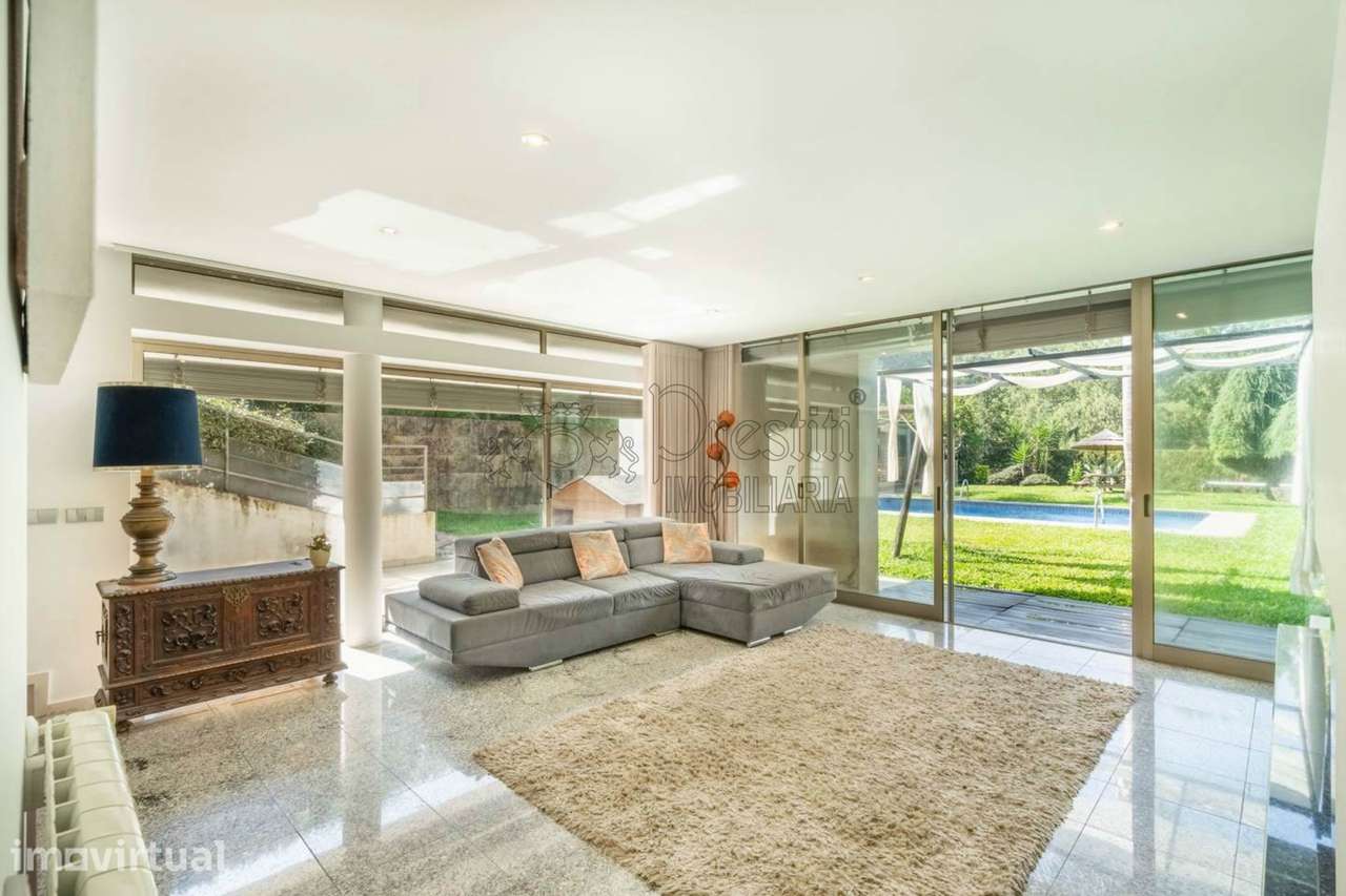 Encante-se com esta moradia de sonho em Guimarães - Grande imagem: 2/22