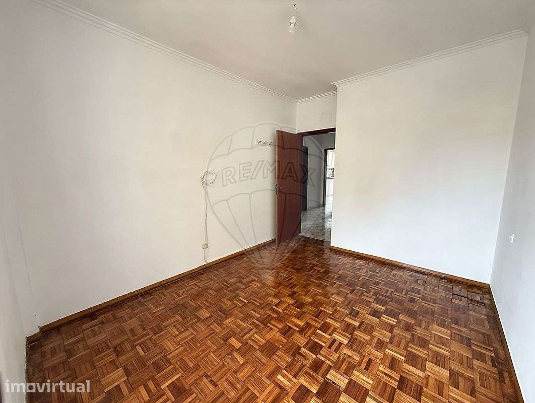 Apartamento T2 para arrendamento - Grande imagem: 2/9