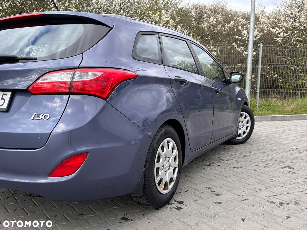Hyundai i30 1.6 CRDi Classic + - 15