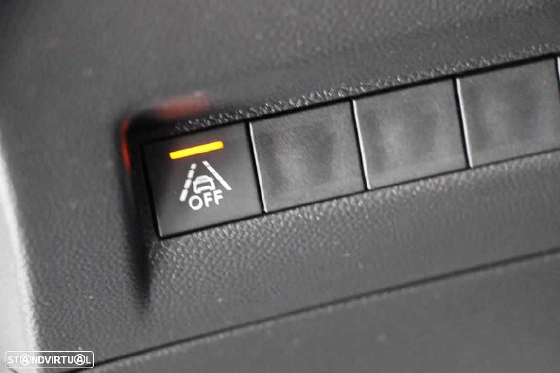 Peugeot 2008 1.2 PureTech GT - 18