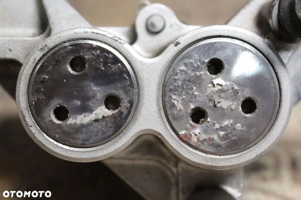 ZACISK HAMULCOWY XV1900 MIDNIGHT STAR STRATOLINER - 2