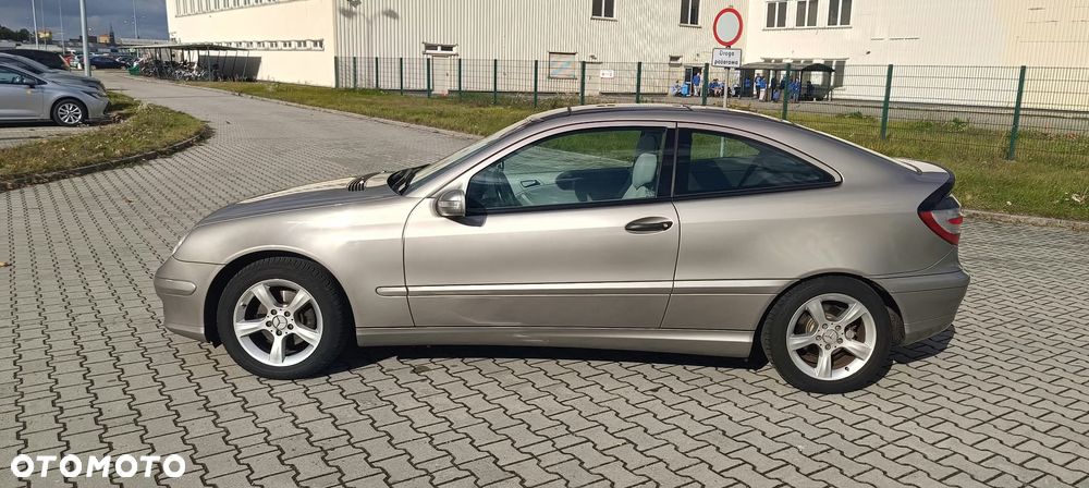 Mercedes-Benz Klasa C - 16