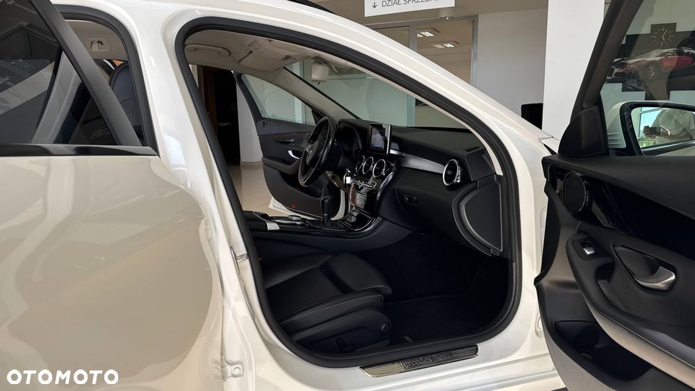 Mercedes-Benz Klasa C 180 (BlueTEC) d - 34