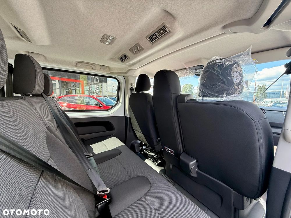 Renault Trafic - 12