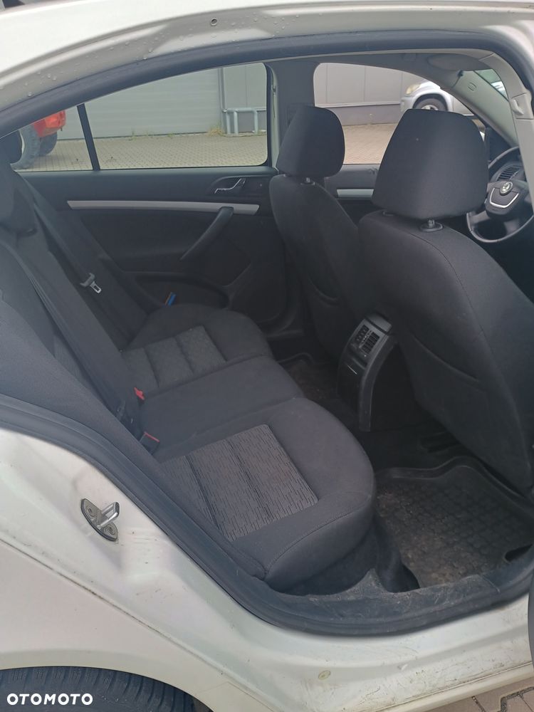 Skoda Octavia 1.9 TDI Ambiente - 8
