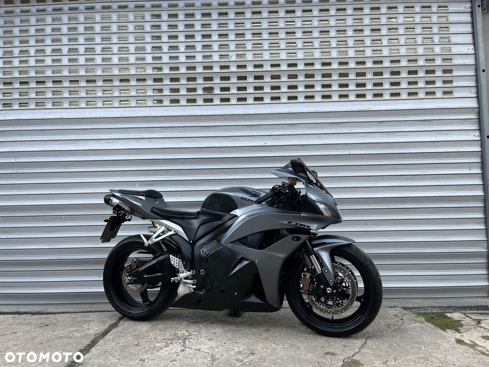Honda CBR - 4
