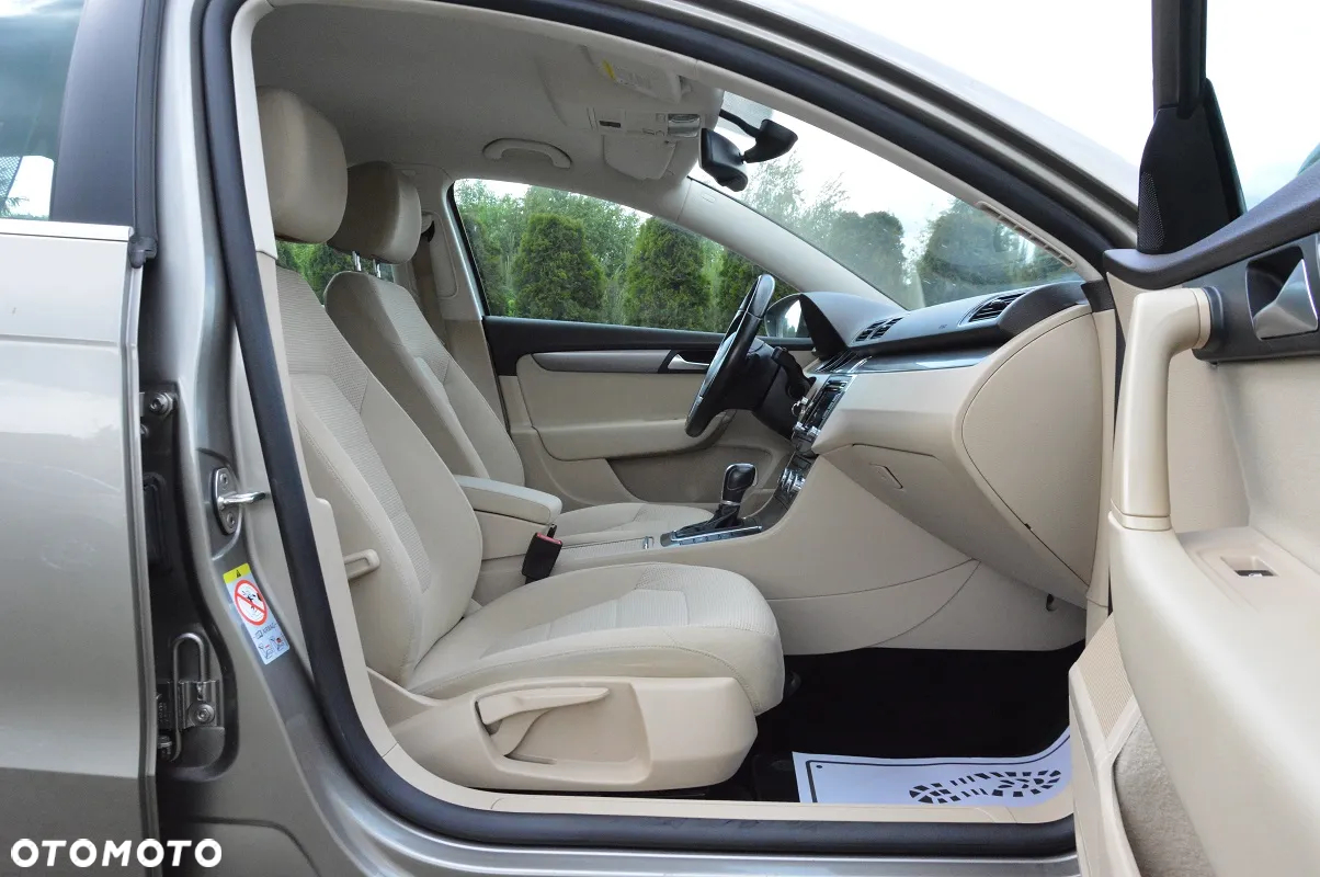 Volkswagen Passat 2.0 TDI Comfortline DSG - 33