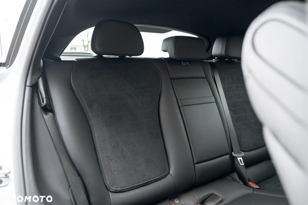 Mercedes-Benz GLC 220 d mHEV 4-Matic AMG Line - 12