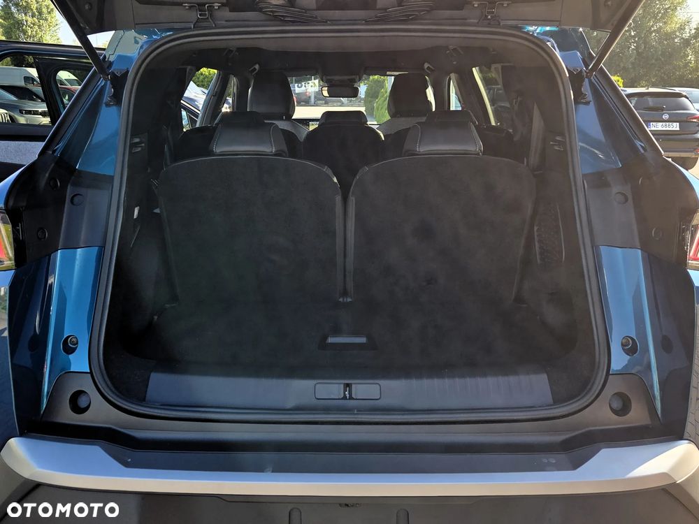 Peugeot 5008 1.2 PureTech mHEV Allure S&S e-DCS6 - 23