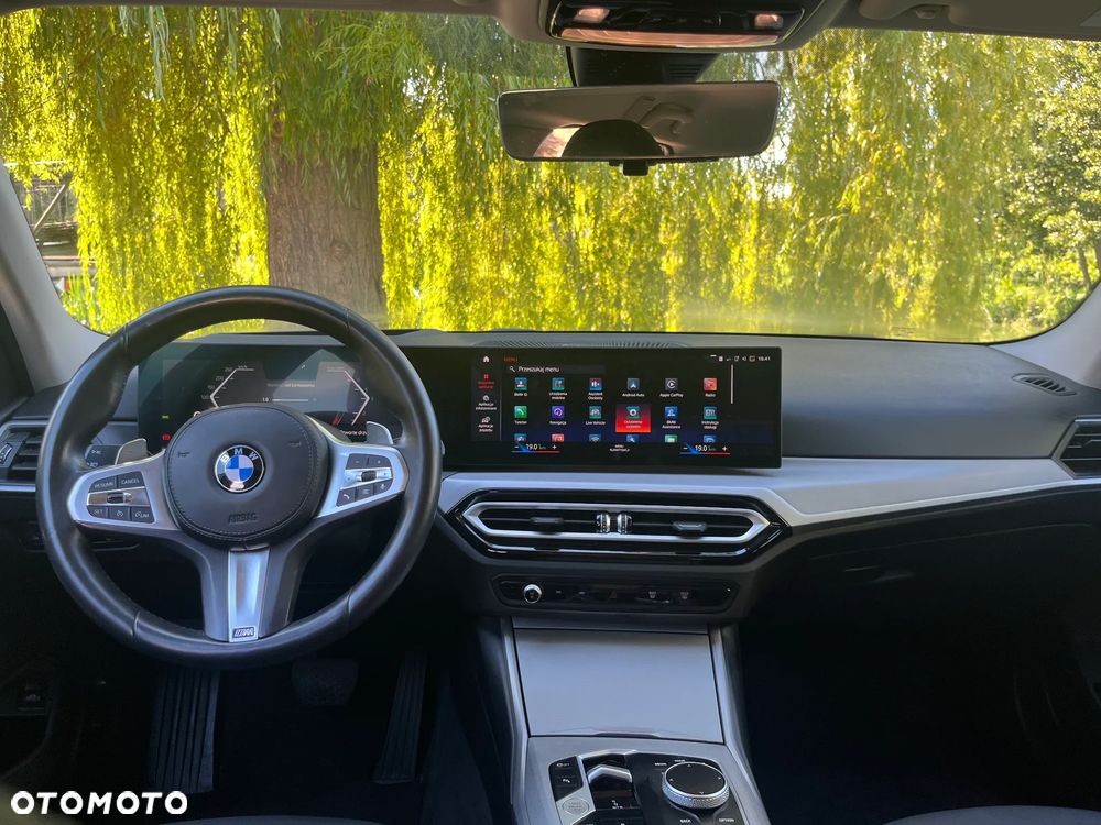 BMW Seria 3 320d mHEV - 15