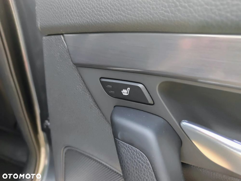 Hyundai i40 Kombi 1.7 CRDi Premium - 17