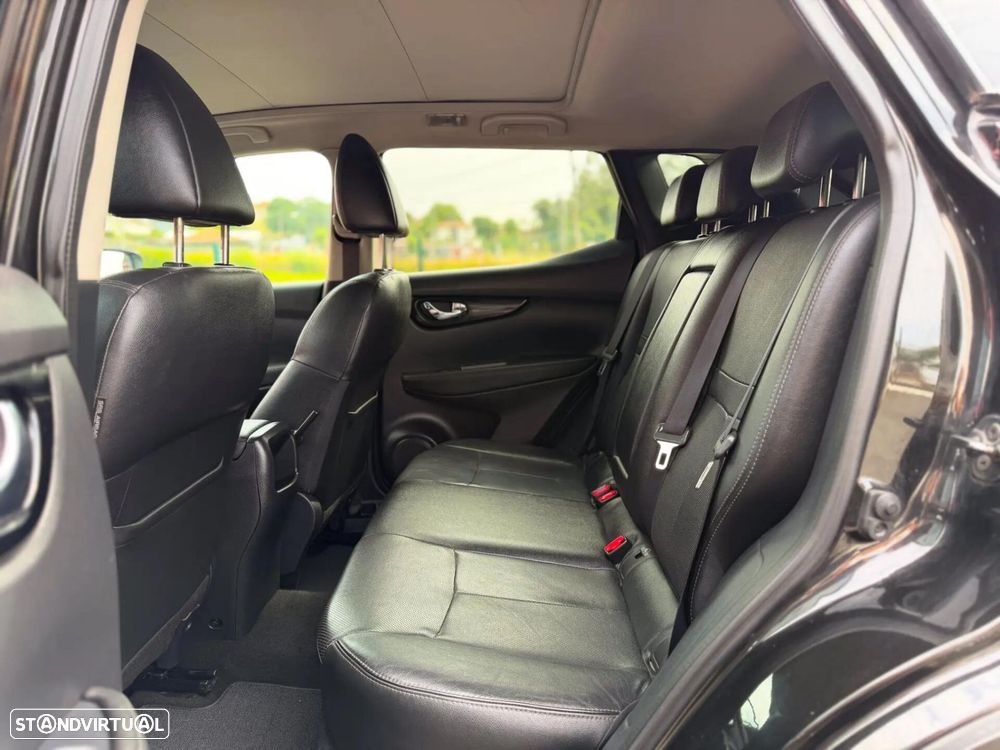 Nissan Qashqai 1.5 dCi Tekna J19 - 16