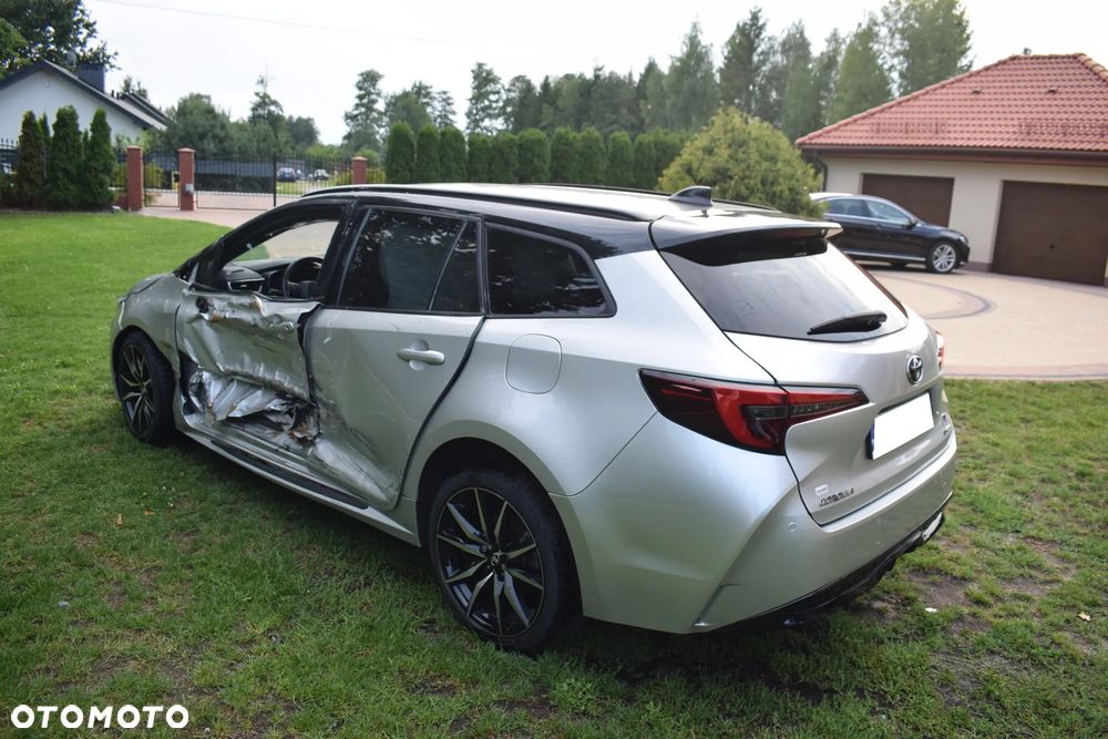 Toyota Corolla 2.0 Hybrid GR Sport Dynamic - 7
