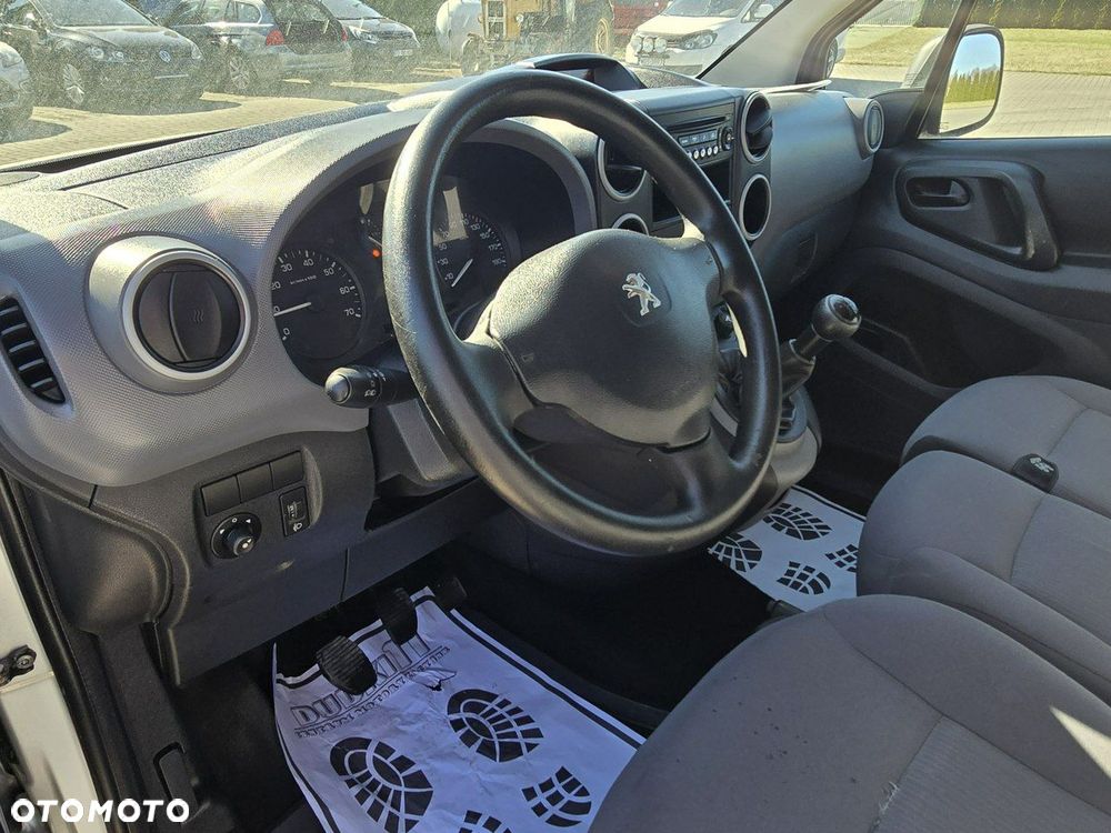 Peugeot Partner - 11