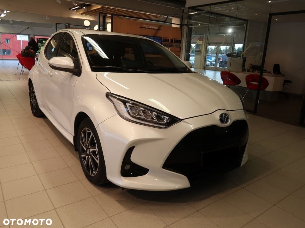 Toyota Yaris Hybrid 1.5 Active - 1