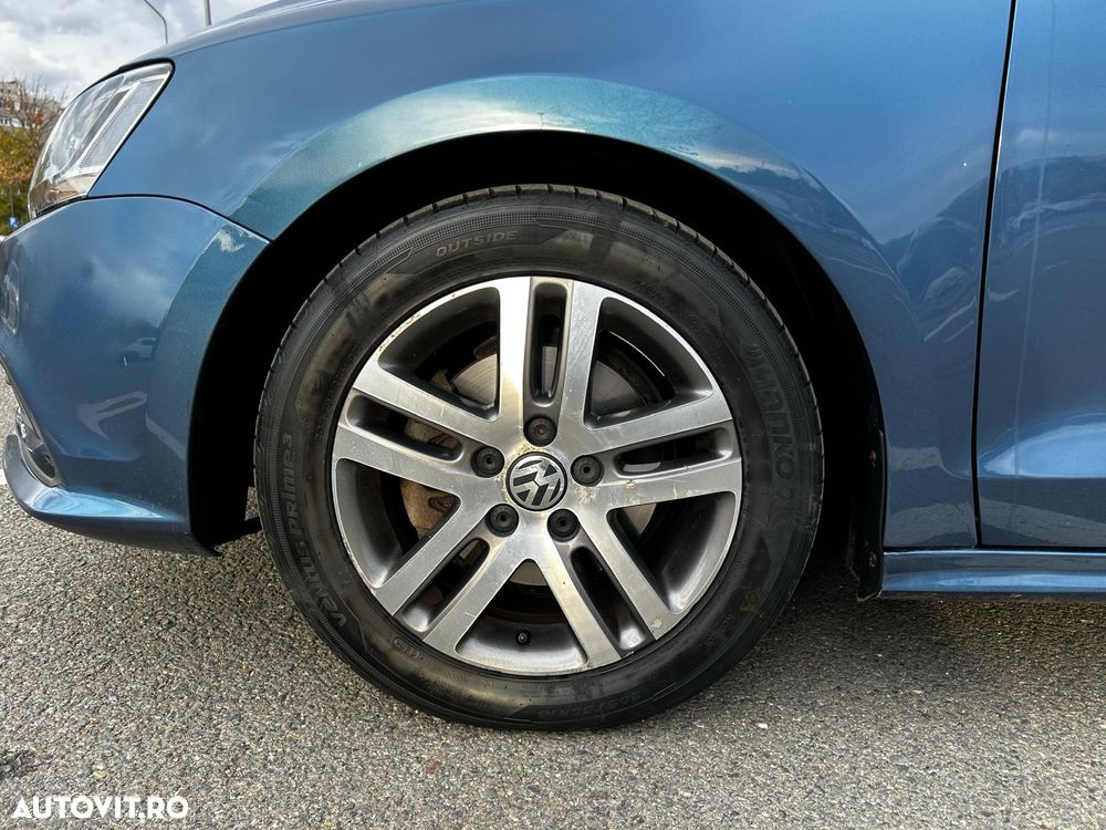 Volkswagen Jetta 2.0 TDI DSG Comfortline - 15