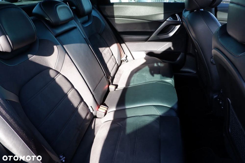 Citroën DS5 HDi 165 SportChic - 11