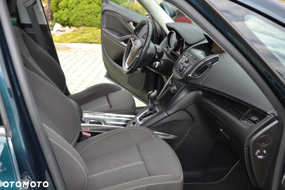 Opel Zafira Tourer 1.6 SIDI Turbo Innovation - 18