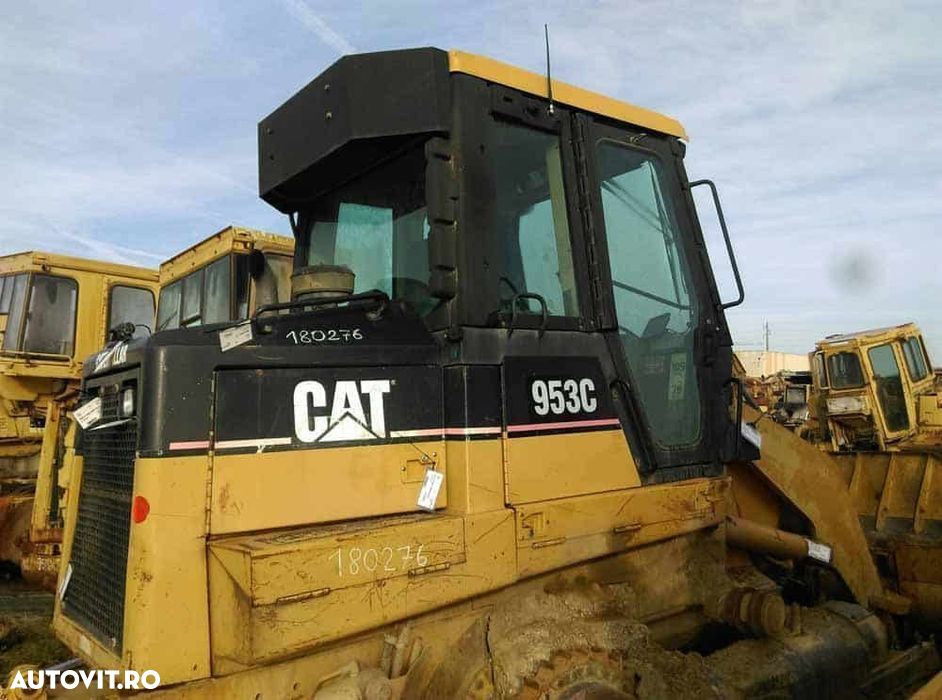 Dezmembraz buldozer caterpillar 953c - 1