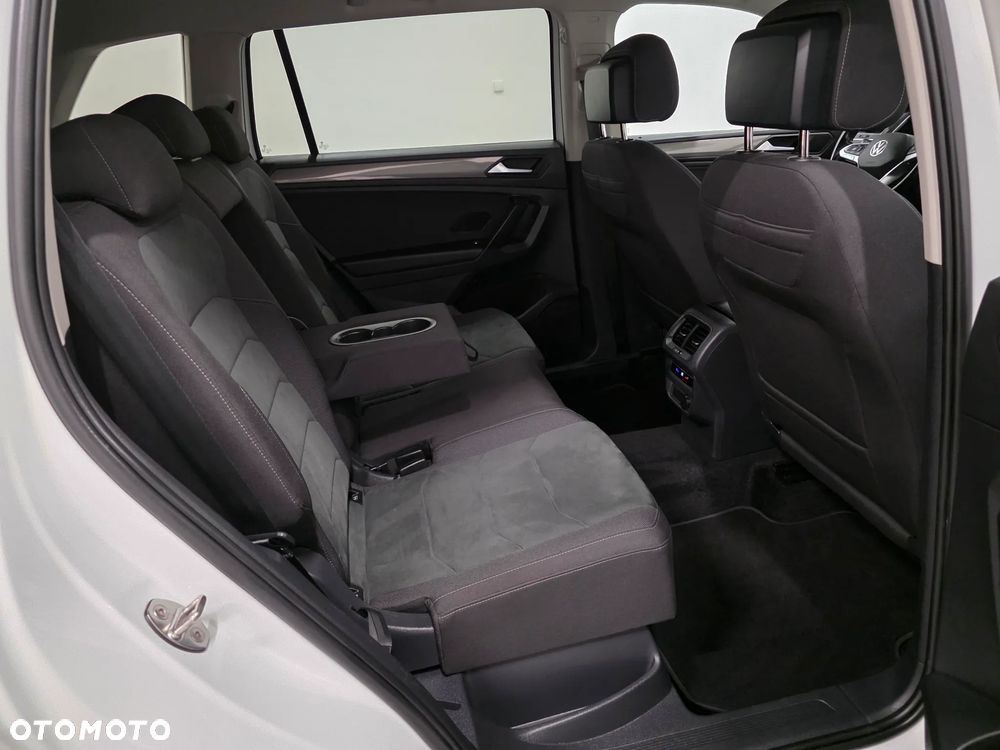 Volkswagen Tiguan Allspace - 18