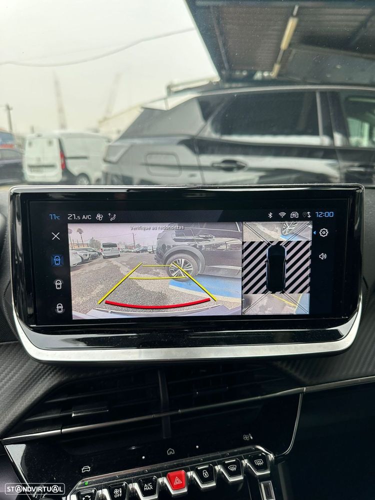 Peugeot 2008 1.2 PureTech Allure - 8