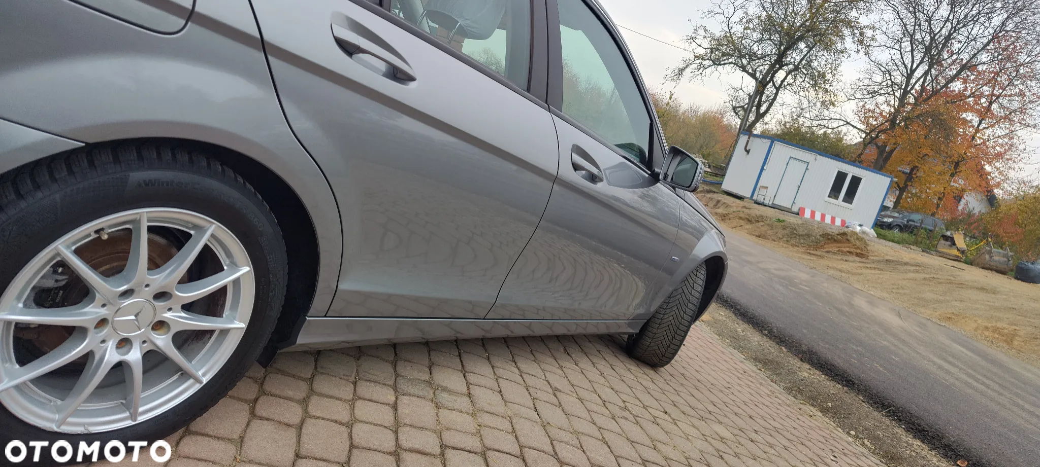 Mercedes-Benz Klasa C 180 T Kompressor BlueEFFICIENCY Elegance - 13