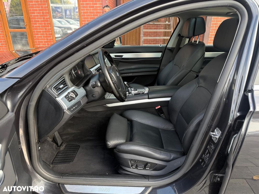 BMW Seria 7 - 14