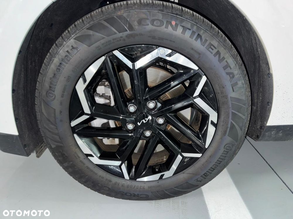 Kia Carnival - 31