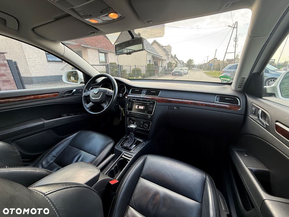 Skoda Superb 2.0 TSI DSG Exclusive - 18