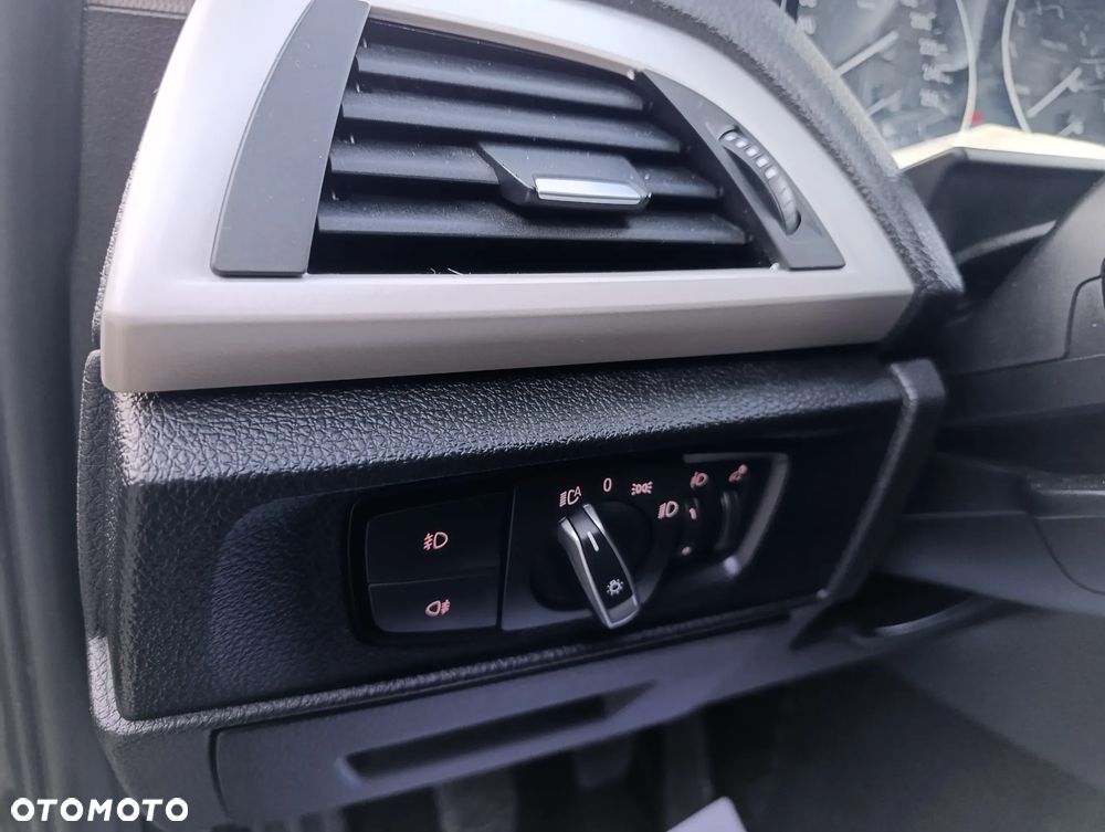 BMW Seria 1 116i Edition Metropolitan - 16