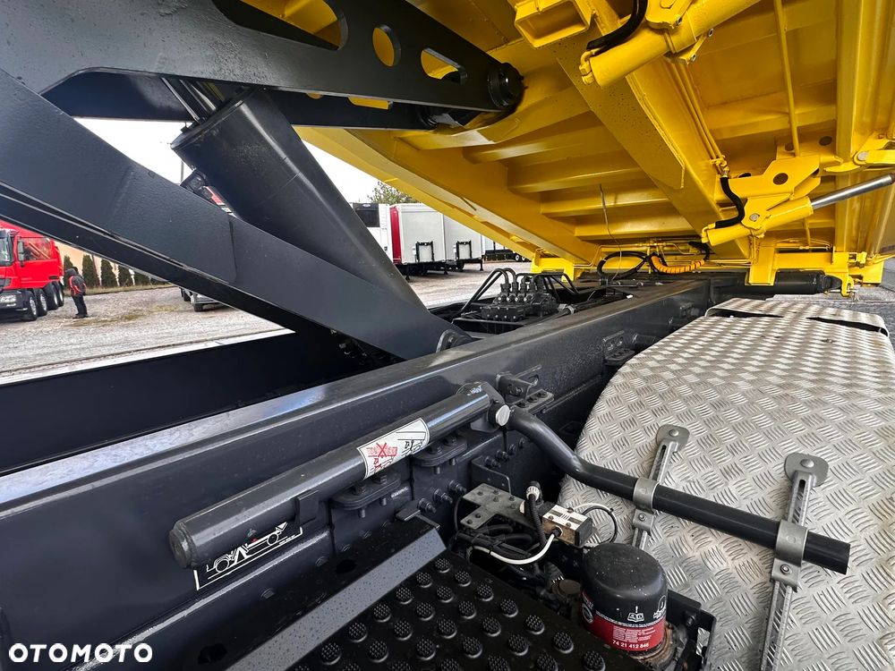 Renault K 460 PROTECT 8X4 WYWROTKA MEILLER BORDMATIC - 11