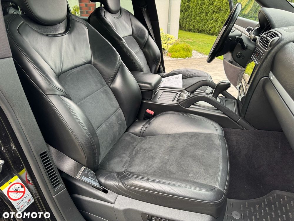 Porsche Cayenne - 10