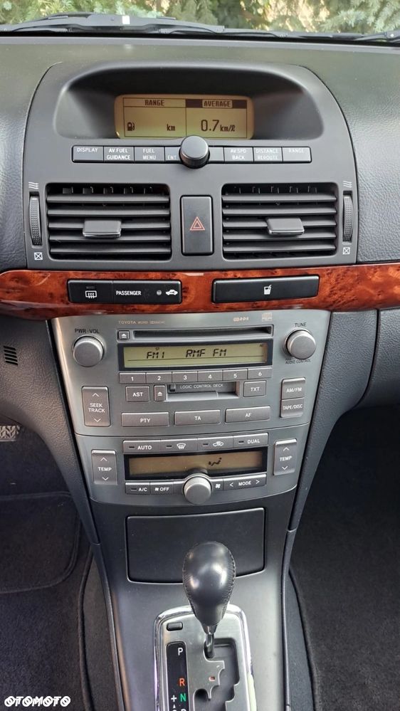Toyota Avensis 2.4 VVT-i Prestige - 18