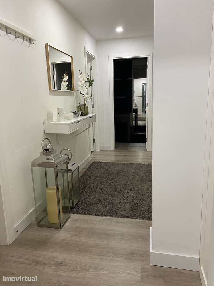 Apartamento T2+1 remodelado e excelente localização em Coimbra - Grande imagem: 5/16