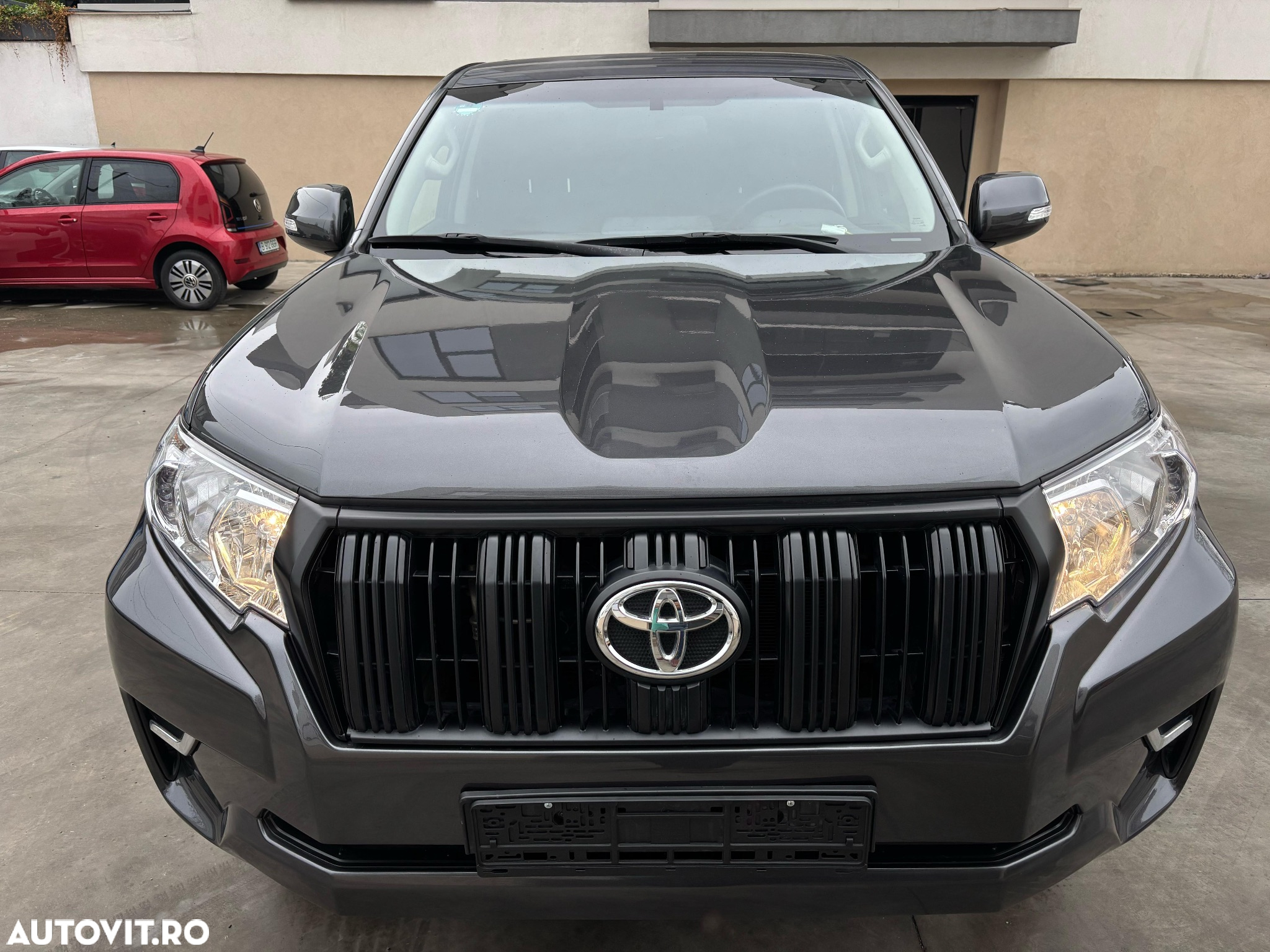 Toyota Land Cruiser 2.8 D-4D Automatik Comfort - 2