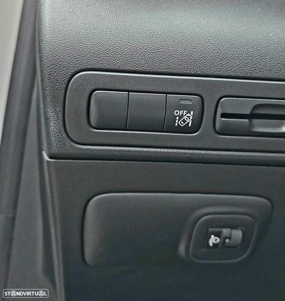 Citroën C3 Aircross ver-1-2-puretech-shine-pack - 8