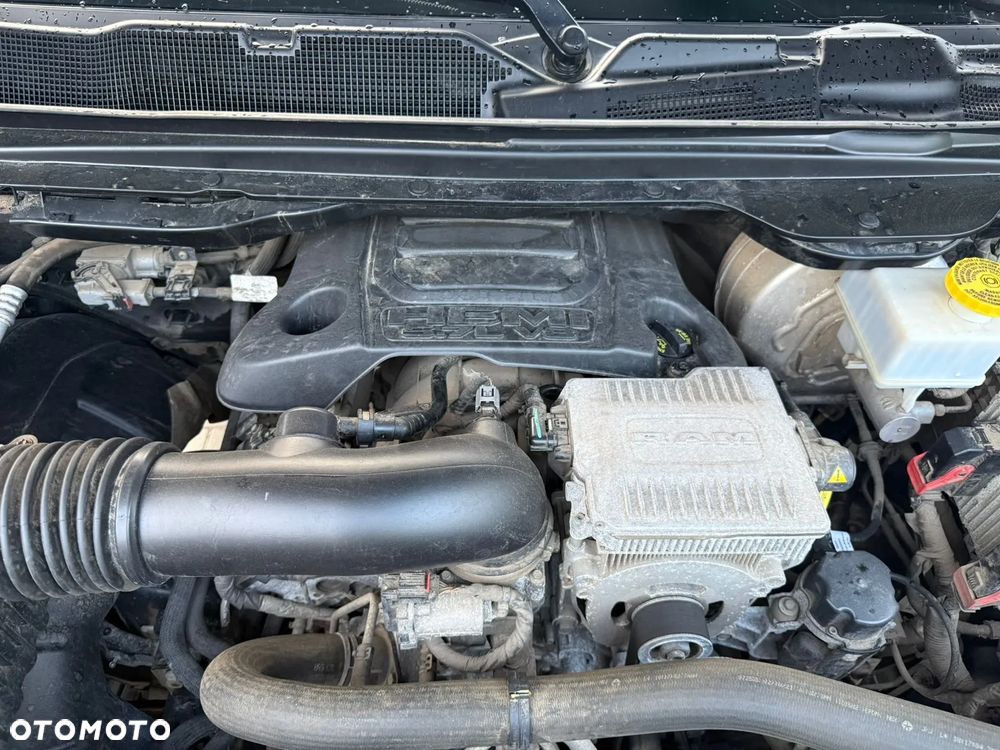 RAM 1500 5.7 Crew Cab Bighorn - 11