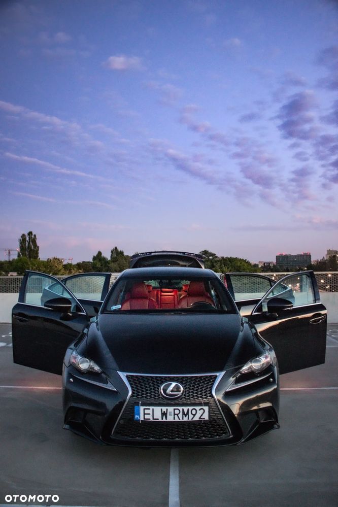 Lexus IS 200t F Sport - 2