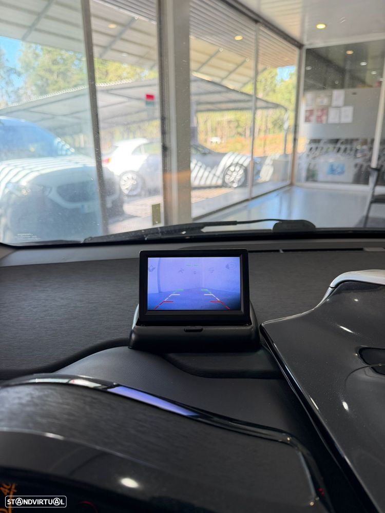 Toyota iQ 1.0 VVT-i Essential+AC - 12