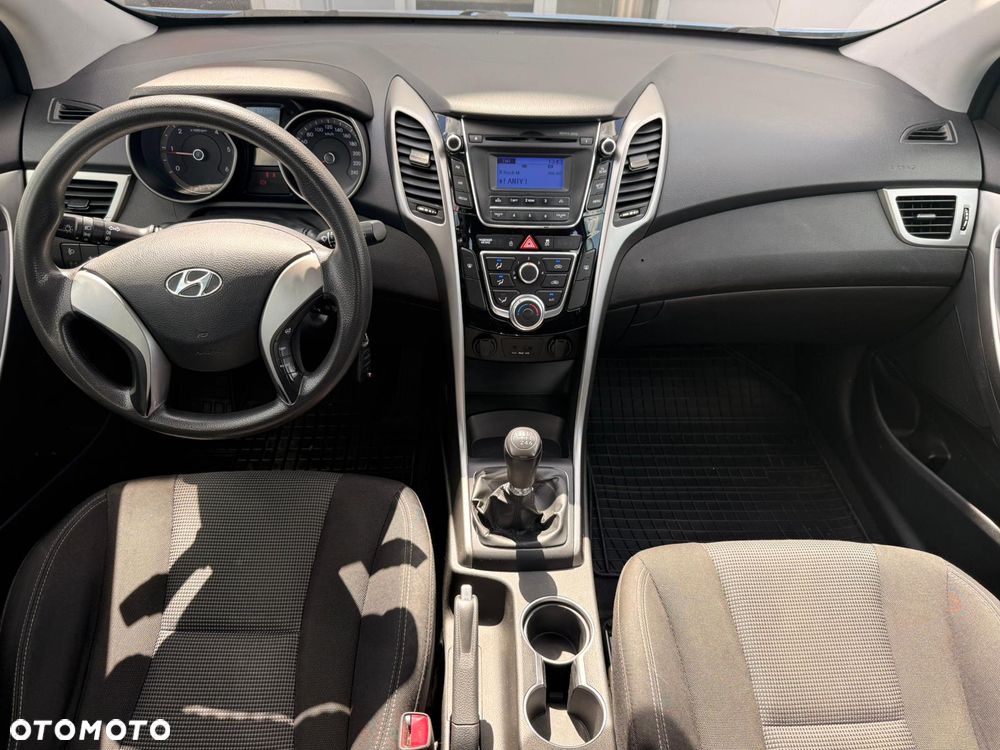 Hyundai i30 - 10