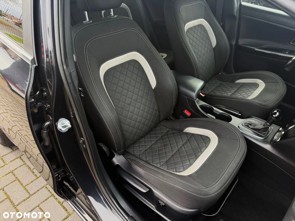 Kia Ceed 1.6 CRDi GT Line DCT - 15