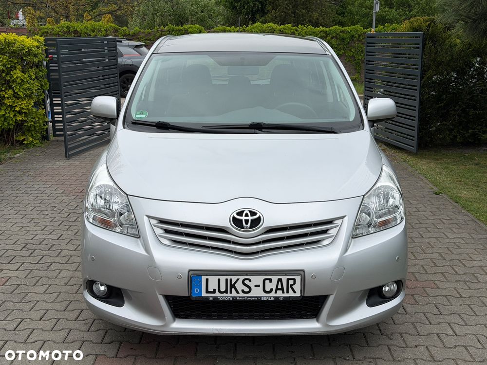 Toyota Verso 1.8 Multidrive Edition - 8
